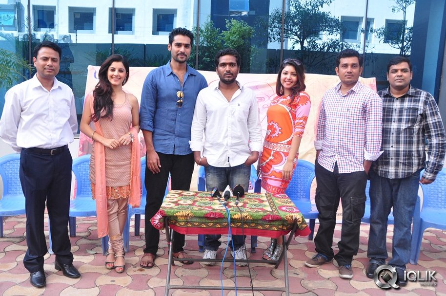 Maine-Pyar-Kiya-Movie-Opening